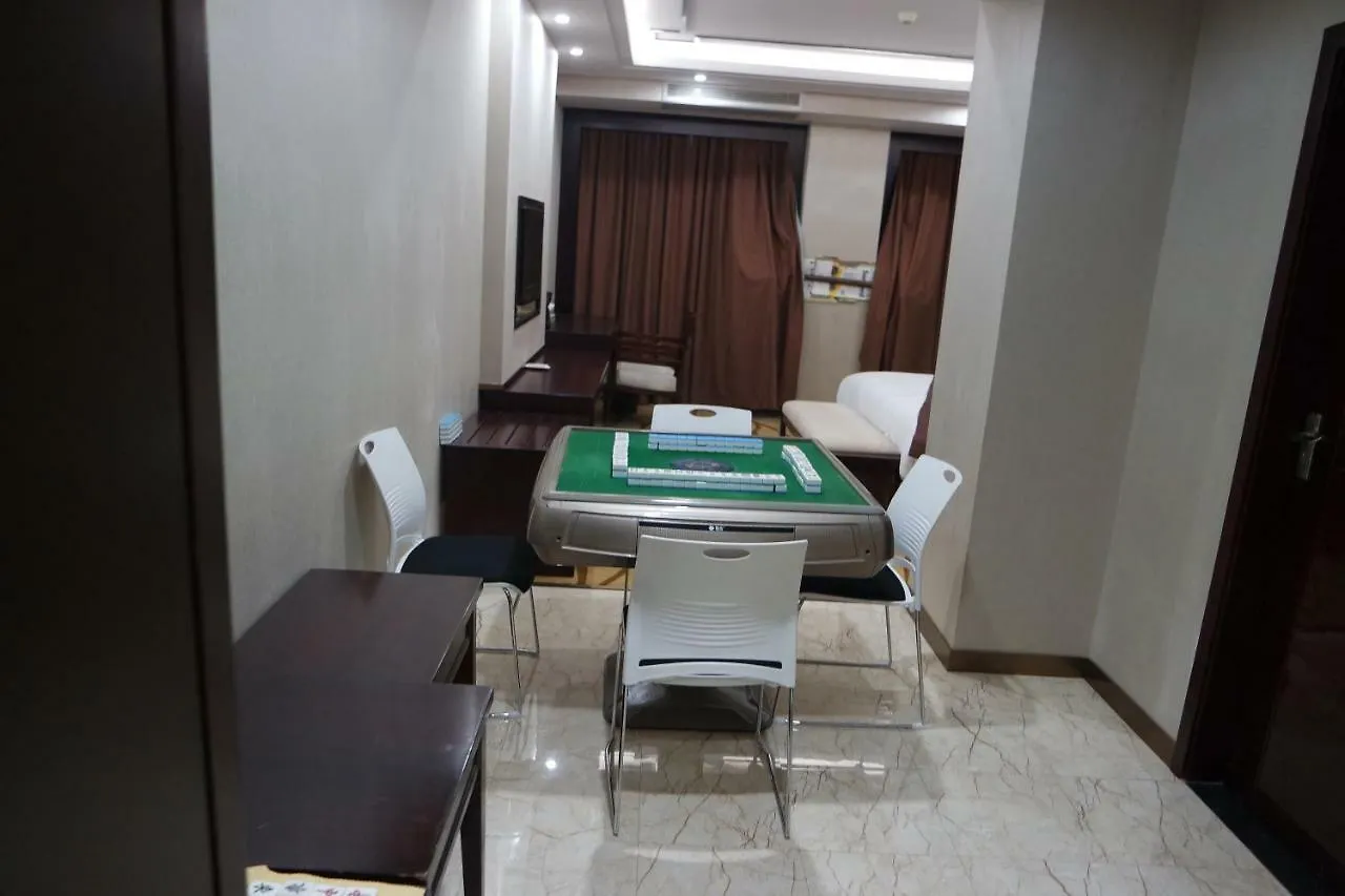 Kololo Courts Hotel And Restaurant Kampala 4*,